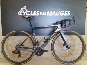 Vélo de route Orbea à louer chez Cycles des Mauges, magasin de vente de vélos et accessoires